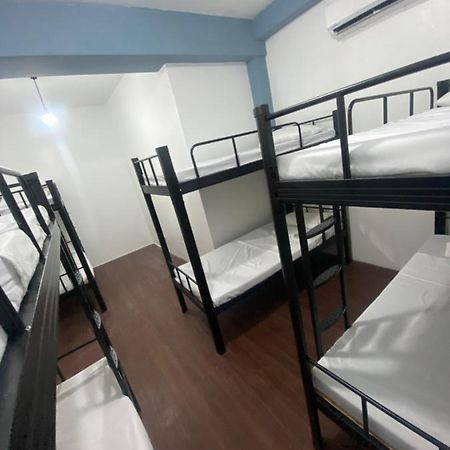 Lime Lite Manila Hostel Makati City Ngoại thất bức ảnh