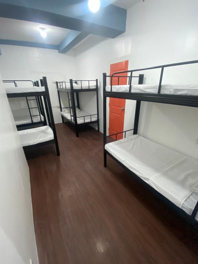 Lime Lite Manila Hostel Makati City Ngoại thất bức ảnh